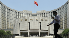 证券配资公司排名-外资疯狂扫货大中盘标杆800ETF价量齐升涨超1% 盘中溢价持续